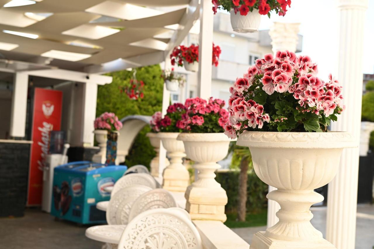 Hotel Onufri Golem (Tirana) Exterior foto